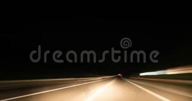 夜间高速公路汽车安装行驶时间